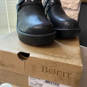 NEW Born Marney Clogs